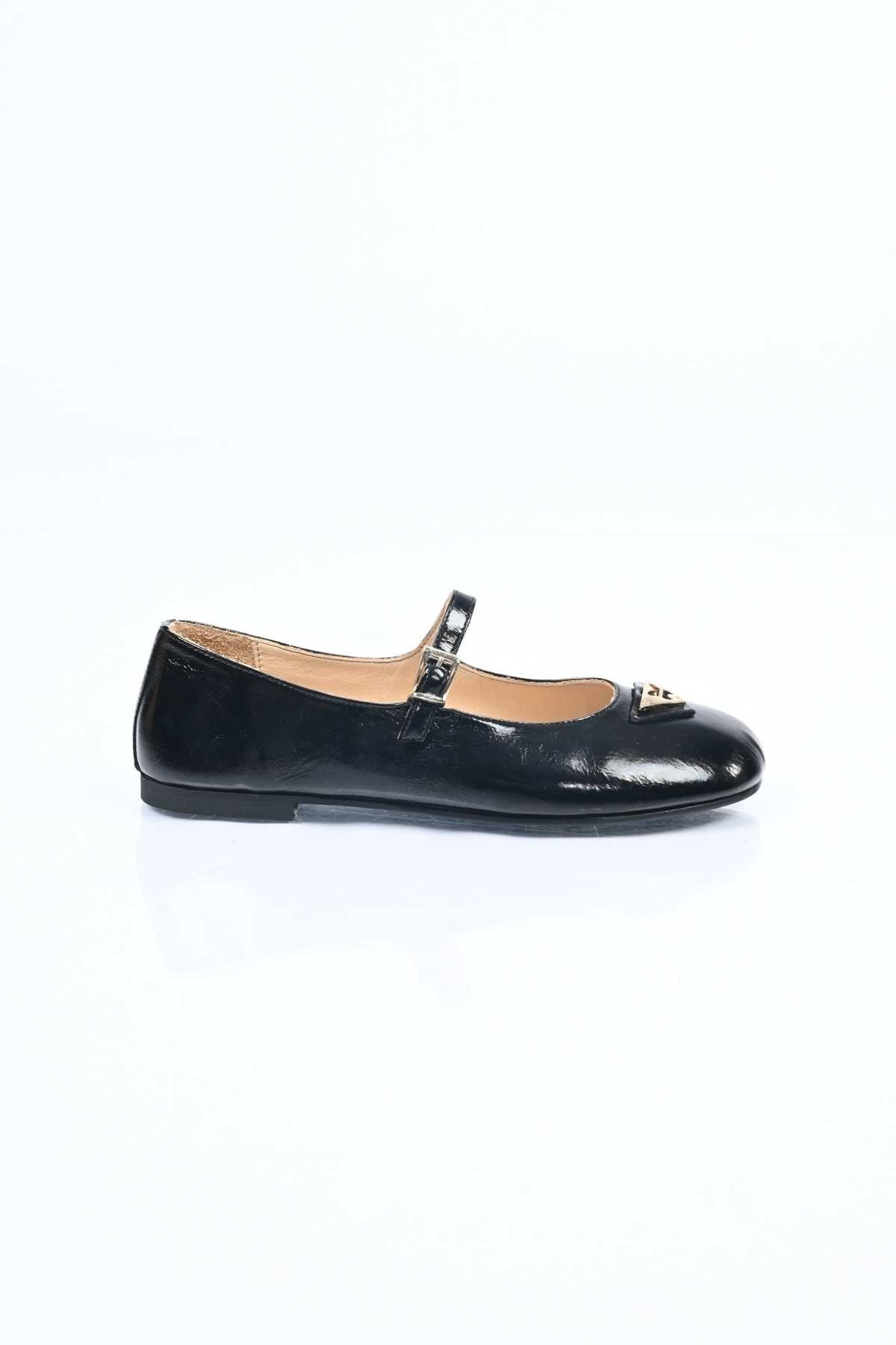 Bestello Slip-On Buckled Genuine Leather Ballet Flats with TPU Sole 340-3022 Women's Ballet Flats