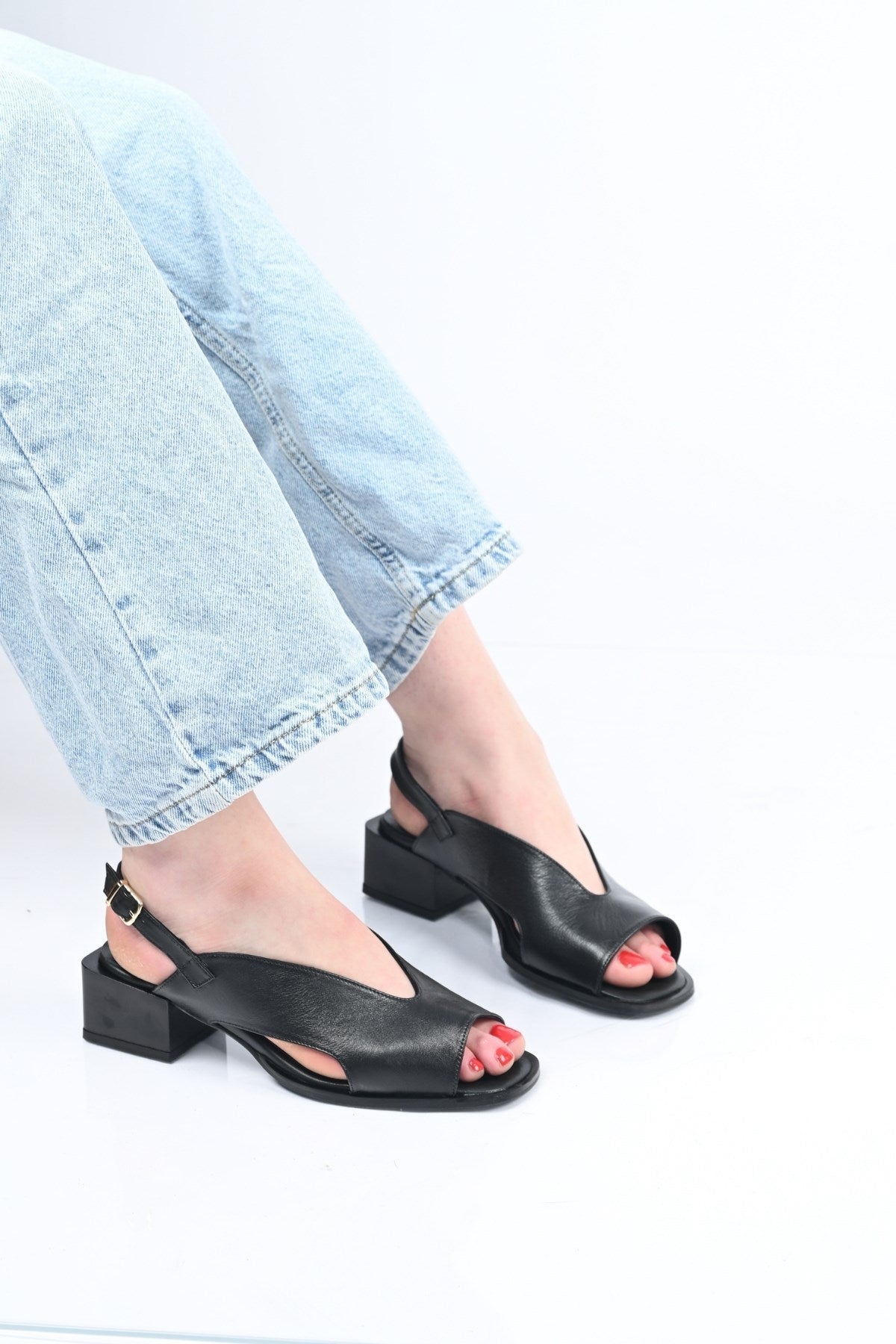 Bestello Genuine Leather Sandals with Strapless Belt Detail and Jurdan Sole 342-172 Women's Sandals