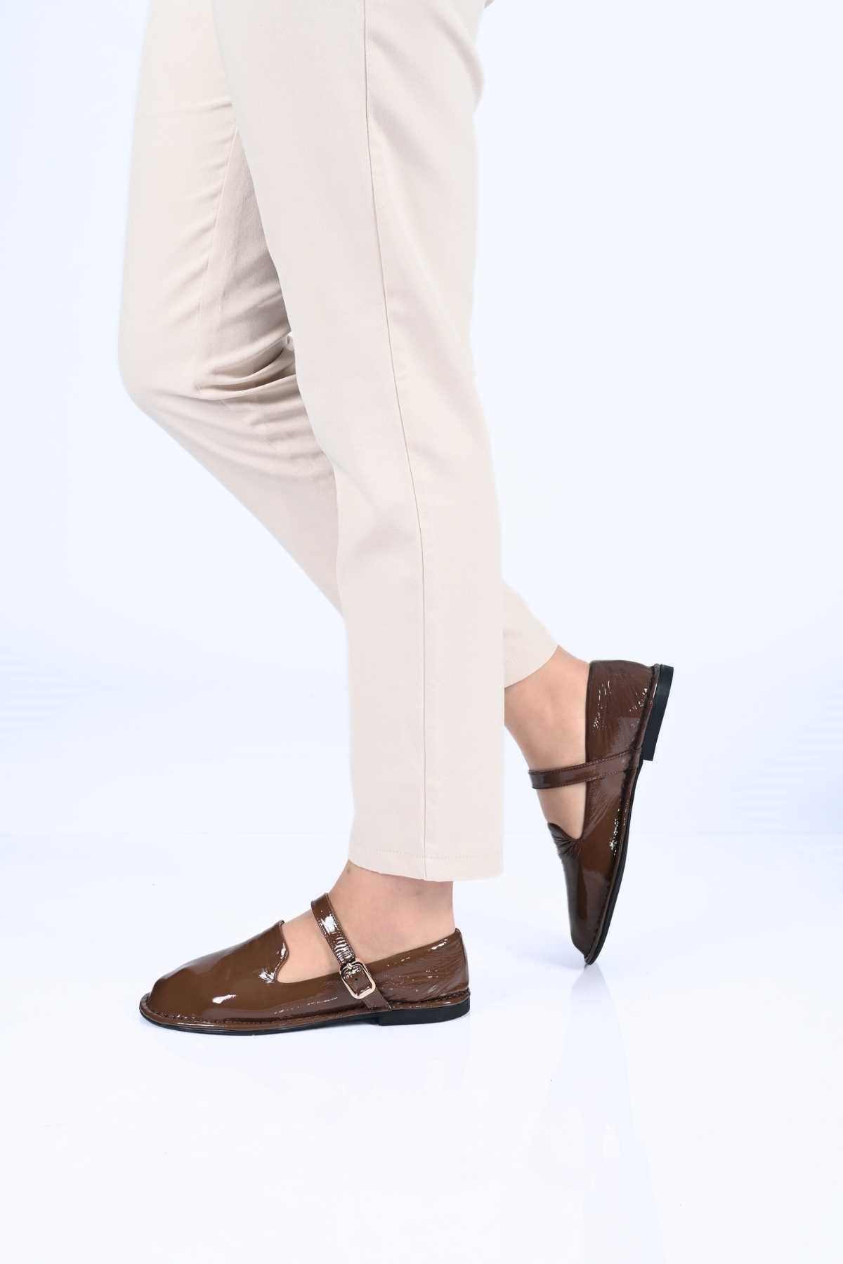Bestello Slip-On Single-Strap Buckled Thermo Sole Genuine Patent Leather Ballet Flats 332-25512 Women's Shoes