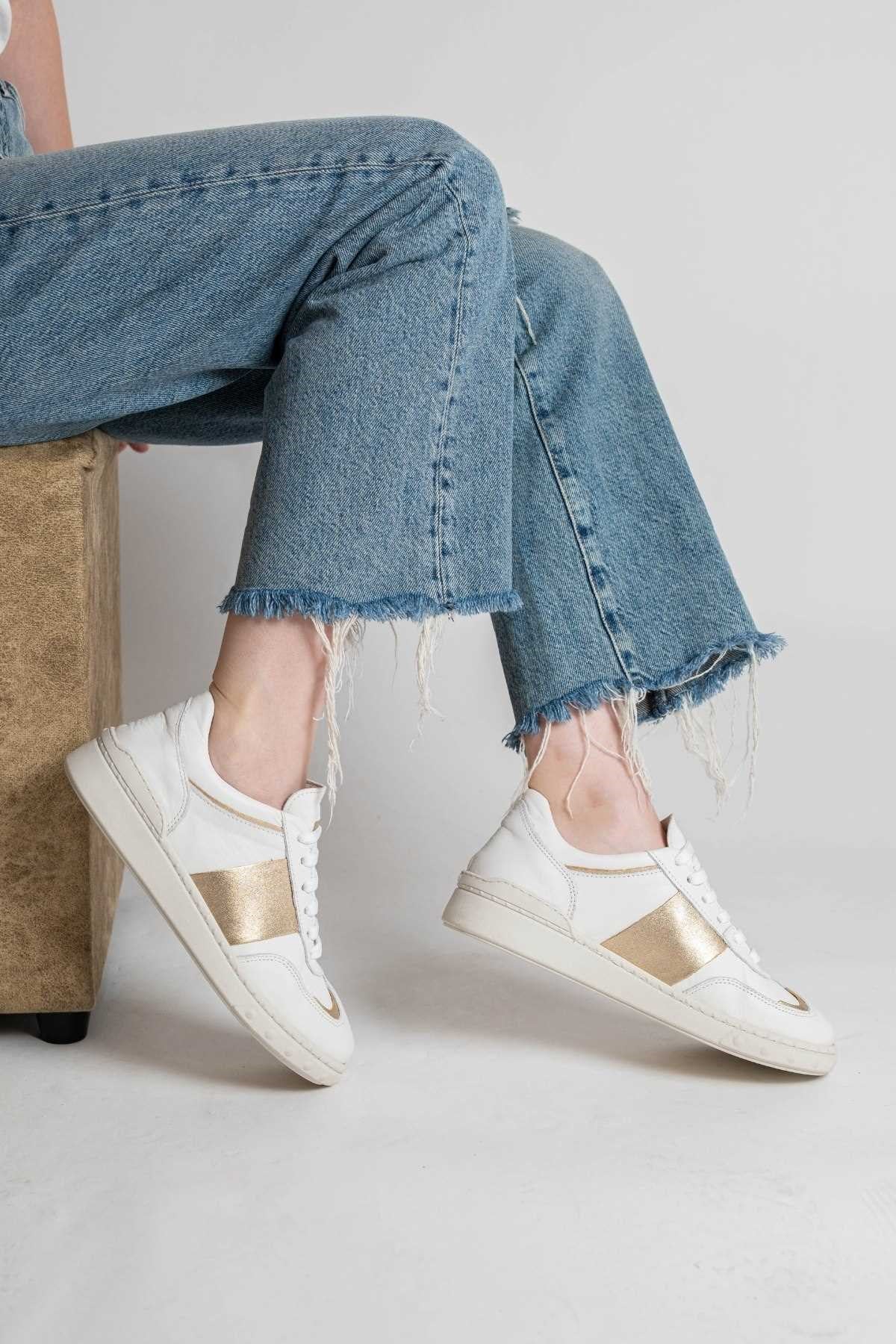 Bestello Women's Lace-Up Rubber-Soled Sneakers 101-GUMK-01 Women's Shoes