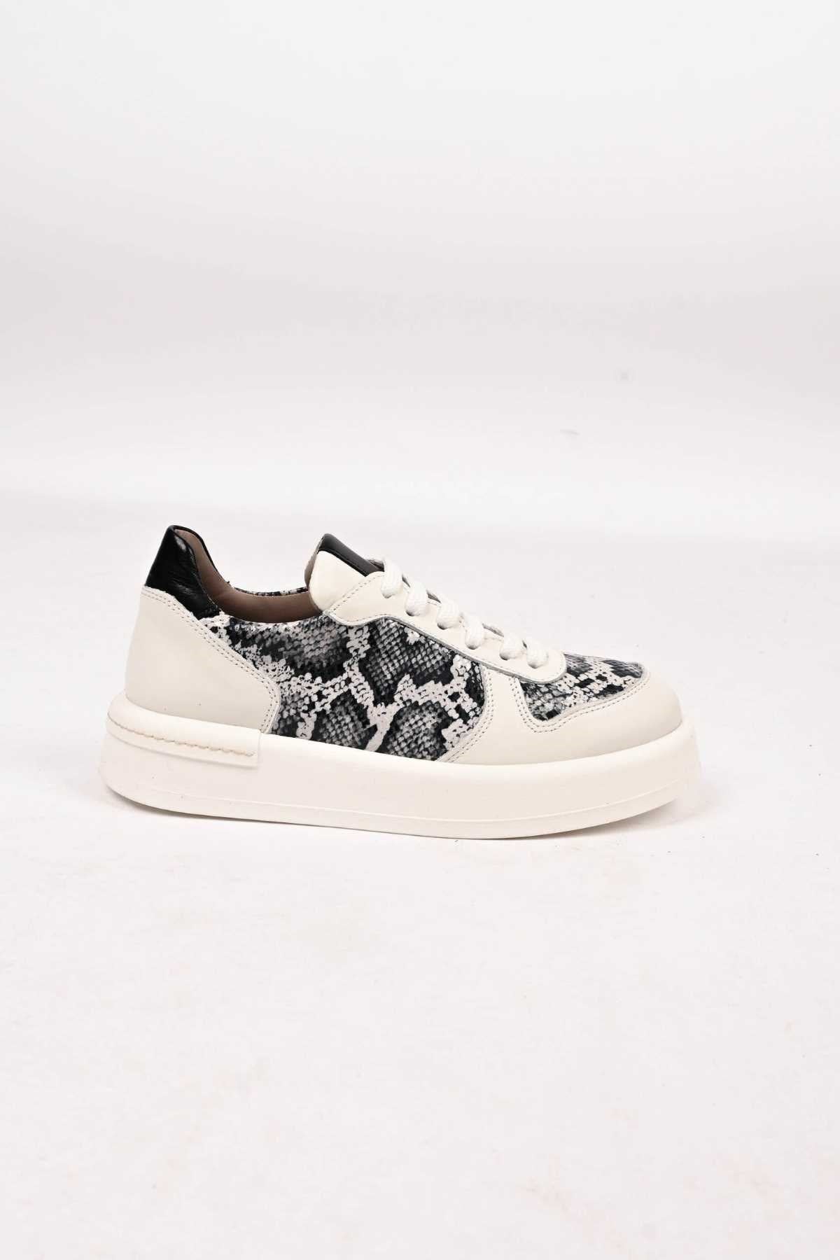 Bestello Lace-Up Genuine Leather Sneakers with Thermo Sole 101-FARBI-52 Women's Shoes
