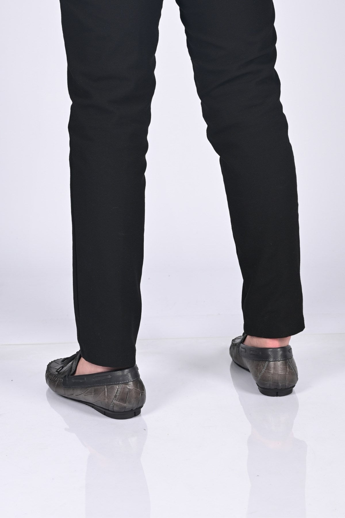Bestello Slip-On Loafers with Bow, Genuine Leather, Polyurethane Sole, Model 028-2068-26Y Men's Shoes