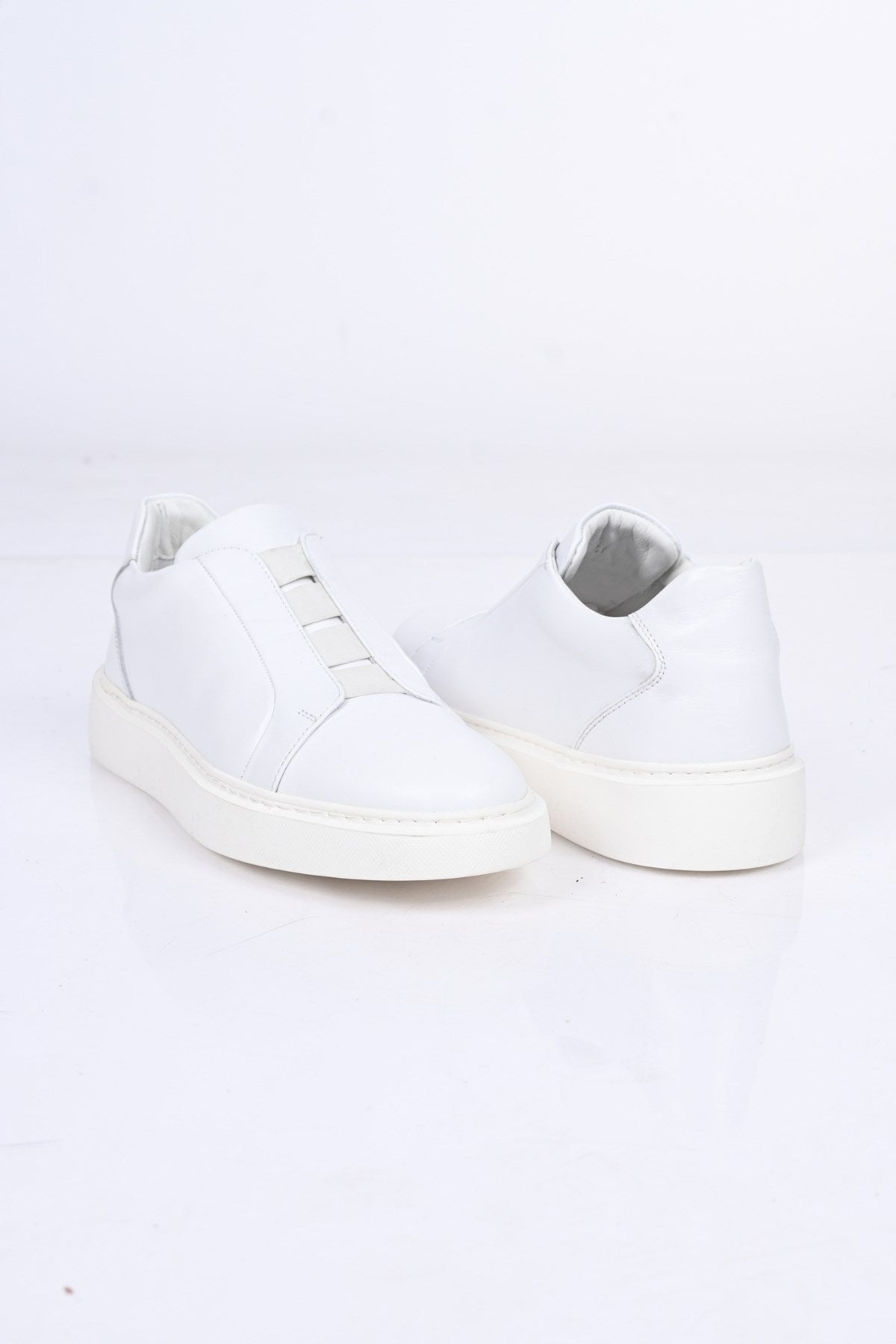 Bestello Men's Genuine Leather Slip-On Sneaker with Elastic EVA Sole 174-24226