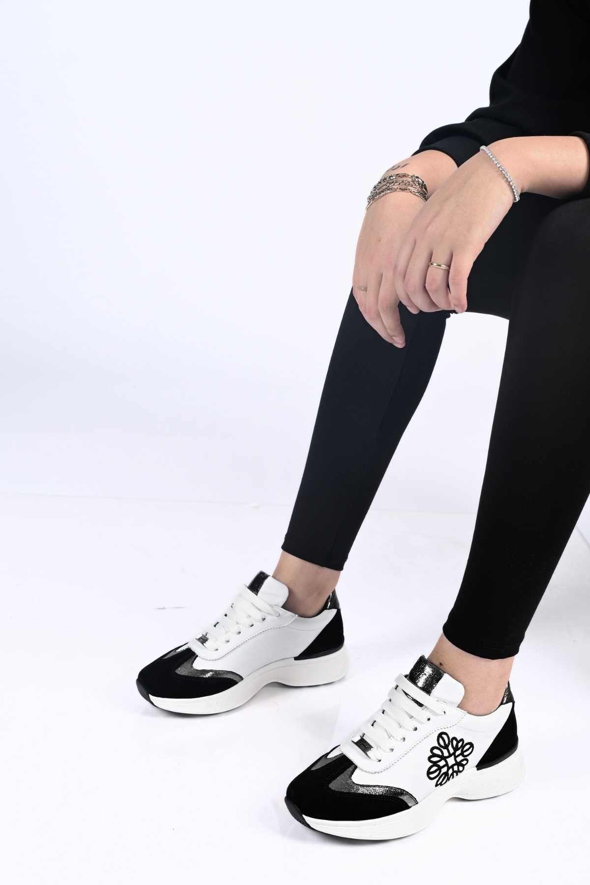 Bestello Lace-Up Genuine Leather Sneakers with Thermo Sole 338-7109 Women's Shoes