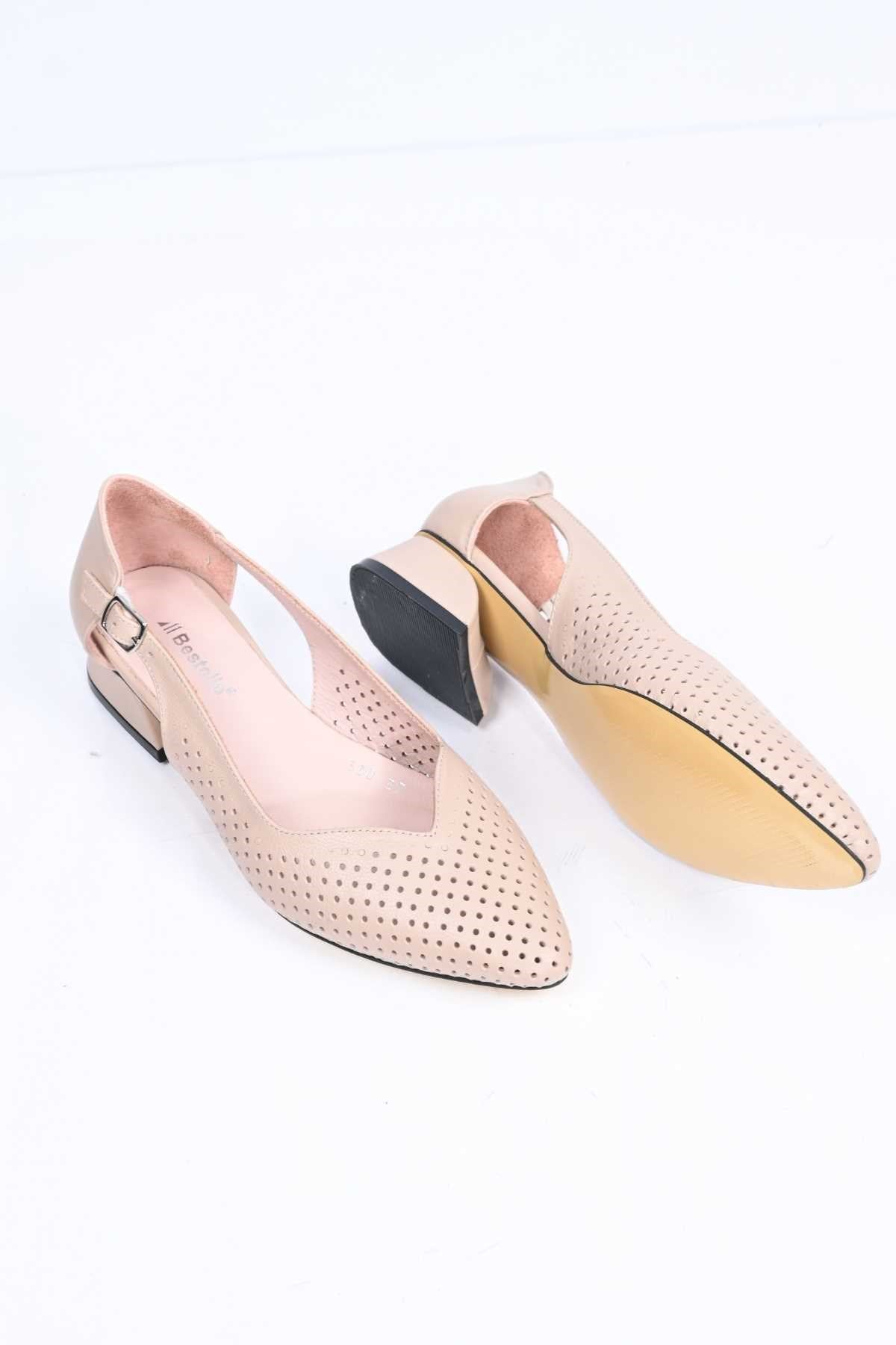 Bestello Genuine Leather Pointed-Toe Shoes with Studded Neolite Sole and Thick Heel 339-330 Women's Shoes