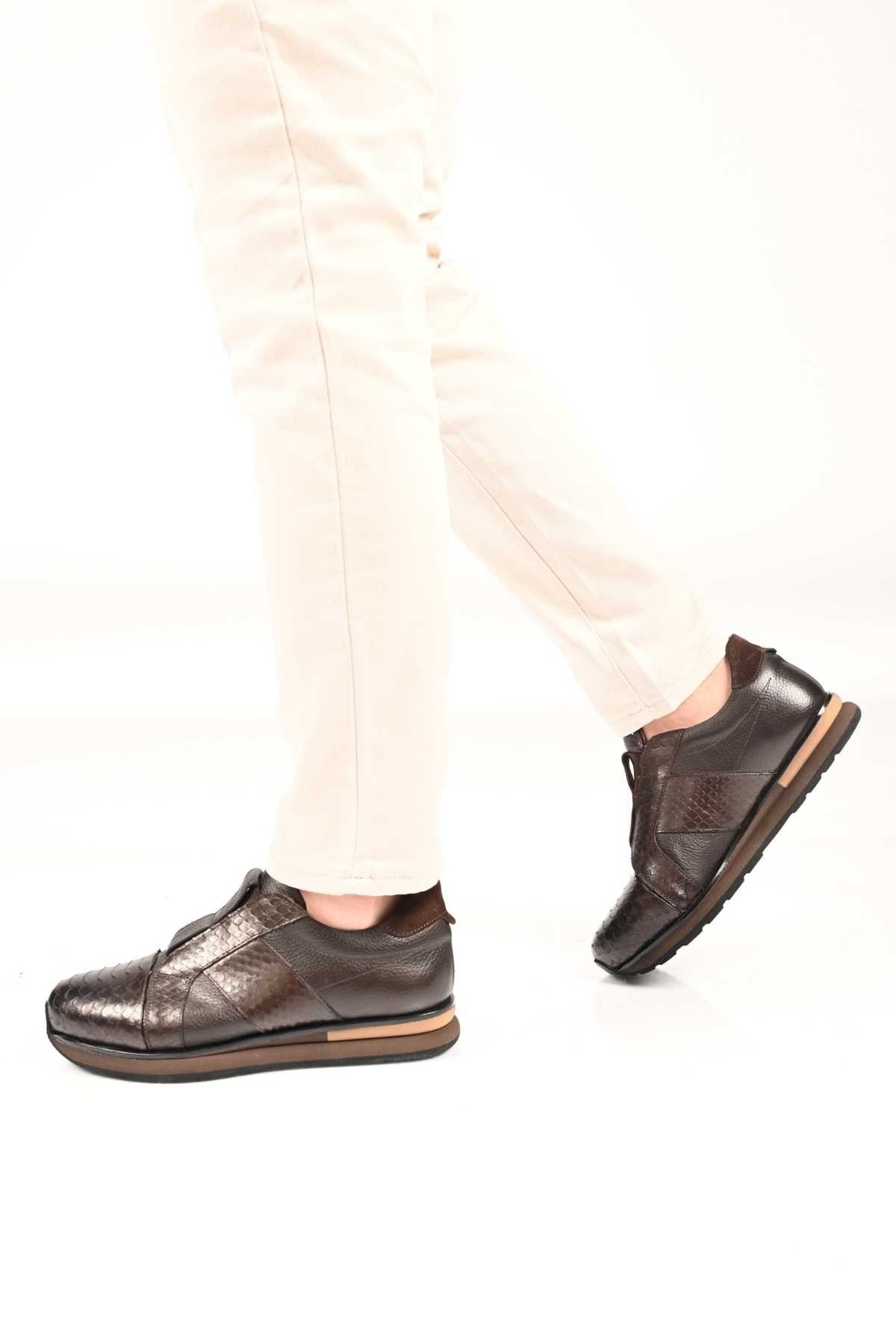 Bestello Men's Genuine Leather Slip-On Sneakers with Elastic EVA Sole 172-64300