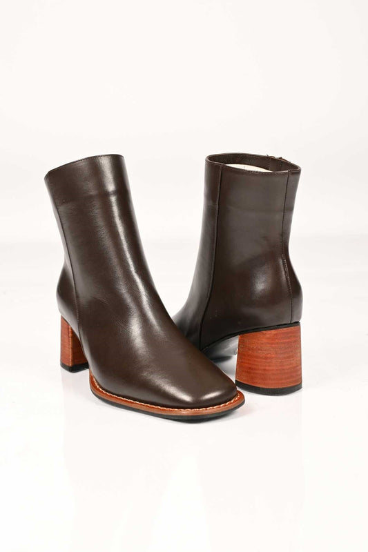 Bestello Women's Genuine Leather Chunky-Heeled Boots with Jurdan Sole, Lace-Free and Side Zipper, Model 337-1003 Women's Boots