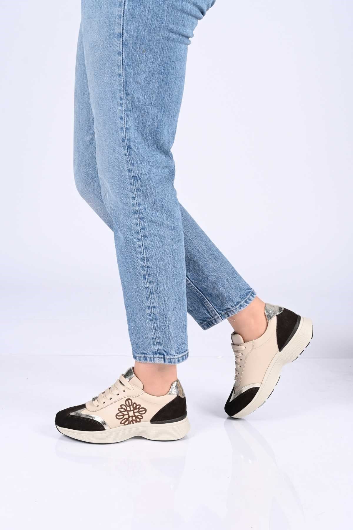 Bestello Lace-Up Genuine Leather Sneakers with Thermo Sole 338-7109 Women's Shoes