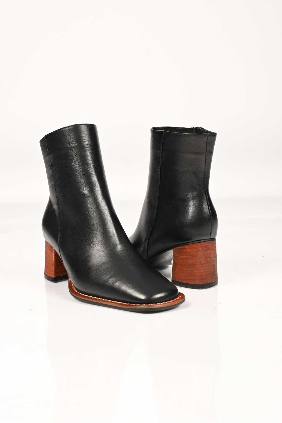 Bestello Women's Genuine Leather Chunky-Heeled Boots with Jurdan Sole, Lace-Free and Side Zipper, Model 337-1003 Women's Boots