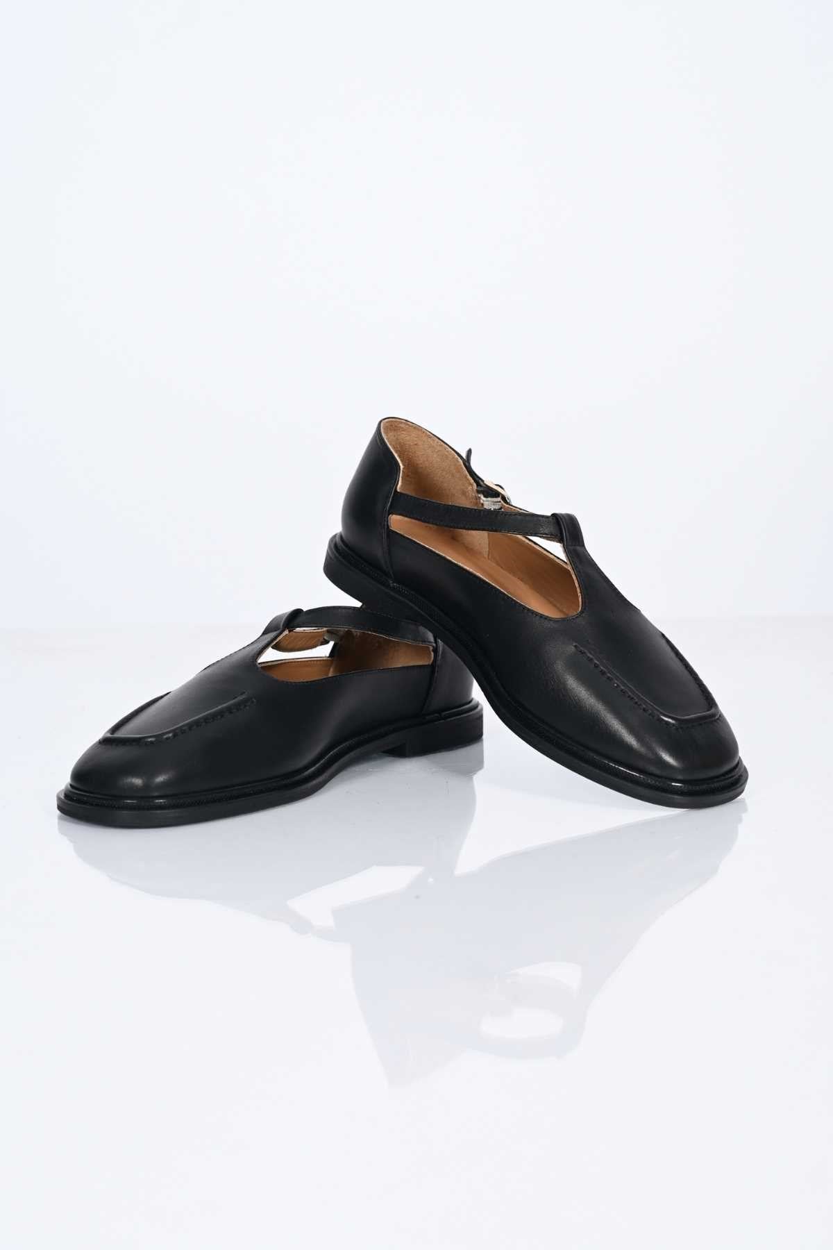 Bestello Women's Genuine Leather Everyday Slip-On Shoes with Belt Buckle Detail and Jurdan Sole 332-26121
