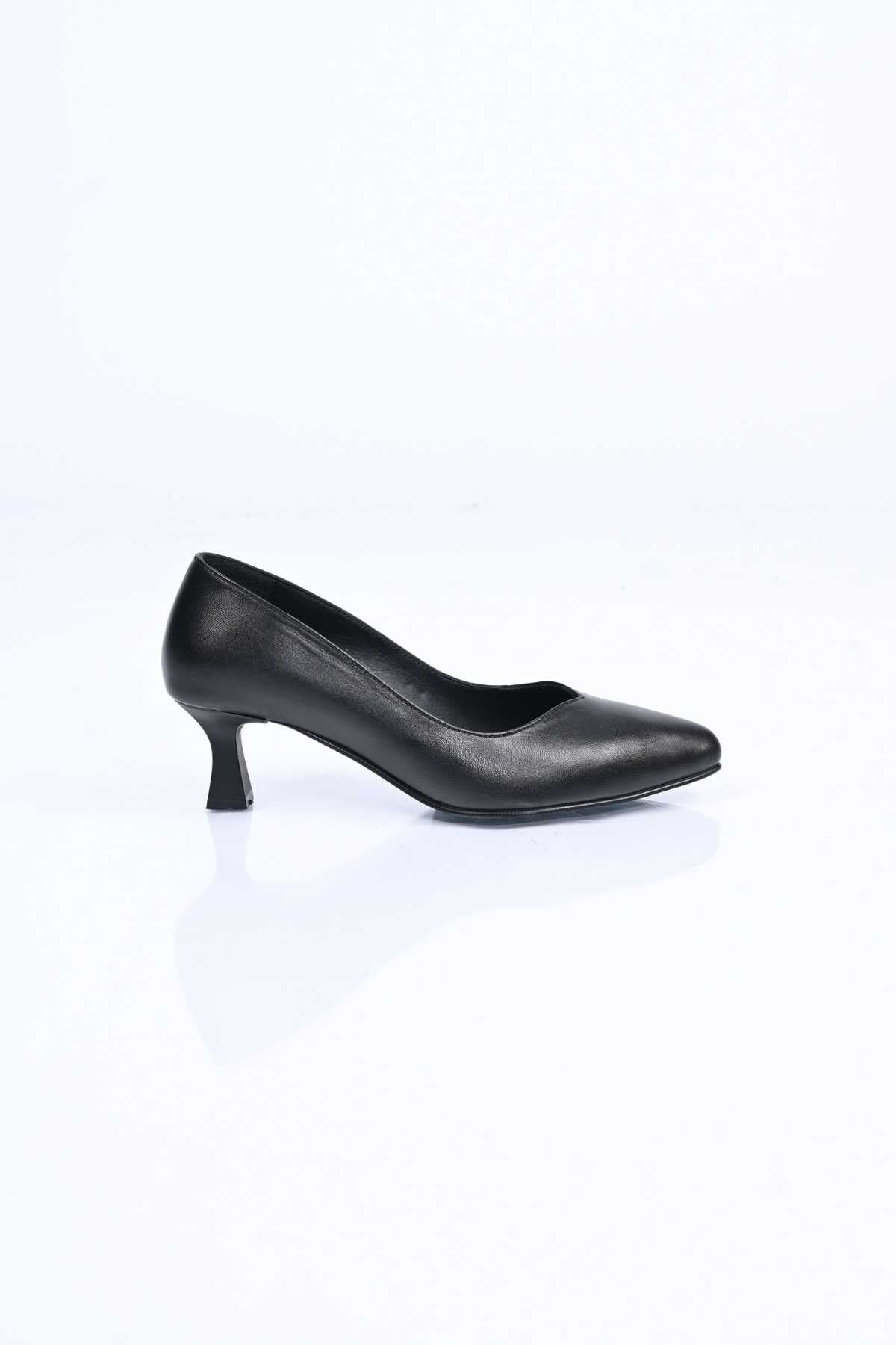 Bestello Genuine Leather Slip-On Shoes with Neolite Sole and Thin Heel 342-526 Women's Shoes