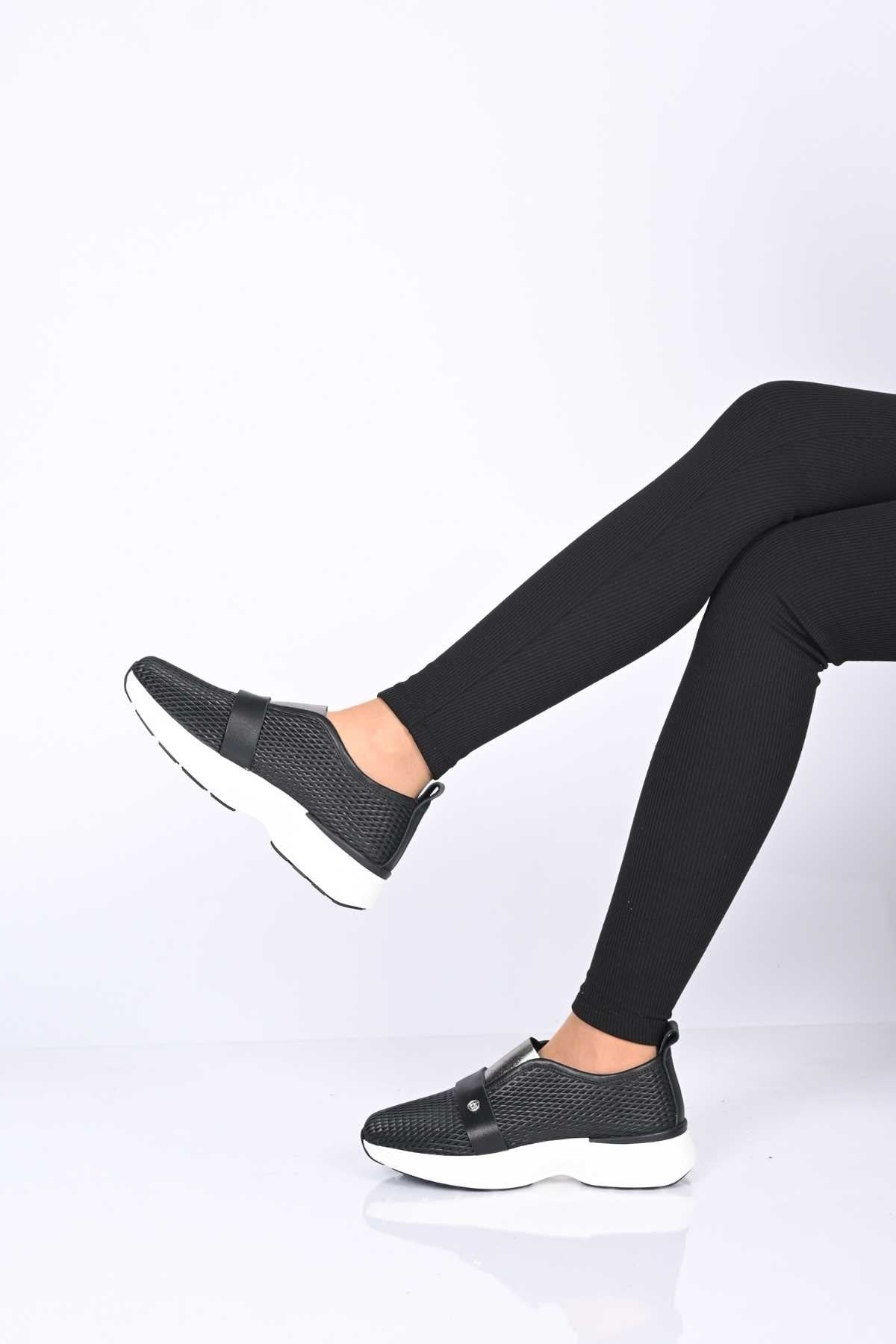 Bestello Slip-On Elastic Sneaker with Staple Detail, Thermo Sole, Genuine Leather, 338-7084 Women's Shoes