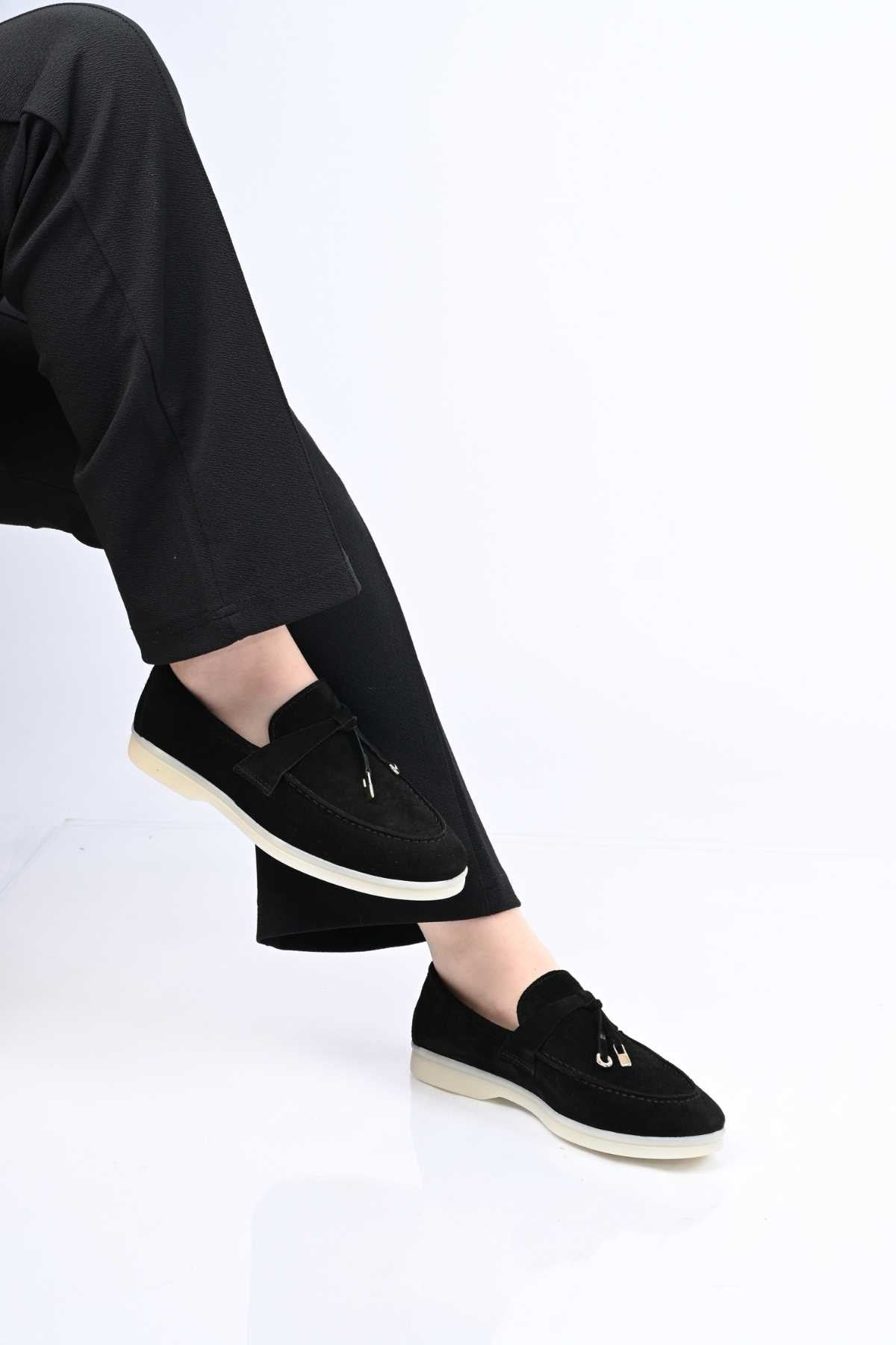 Bestello Slip-On Loafer with Tassel Detail, Rubber Sole, Genuine Leather, 343-166-034 Women's Shoes