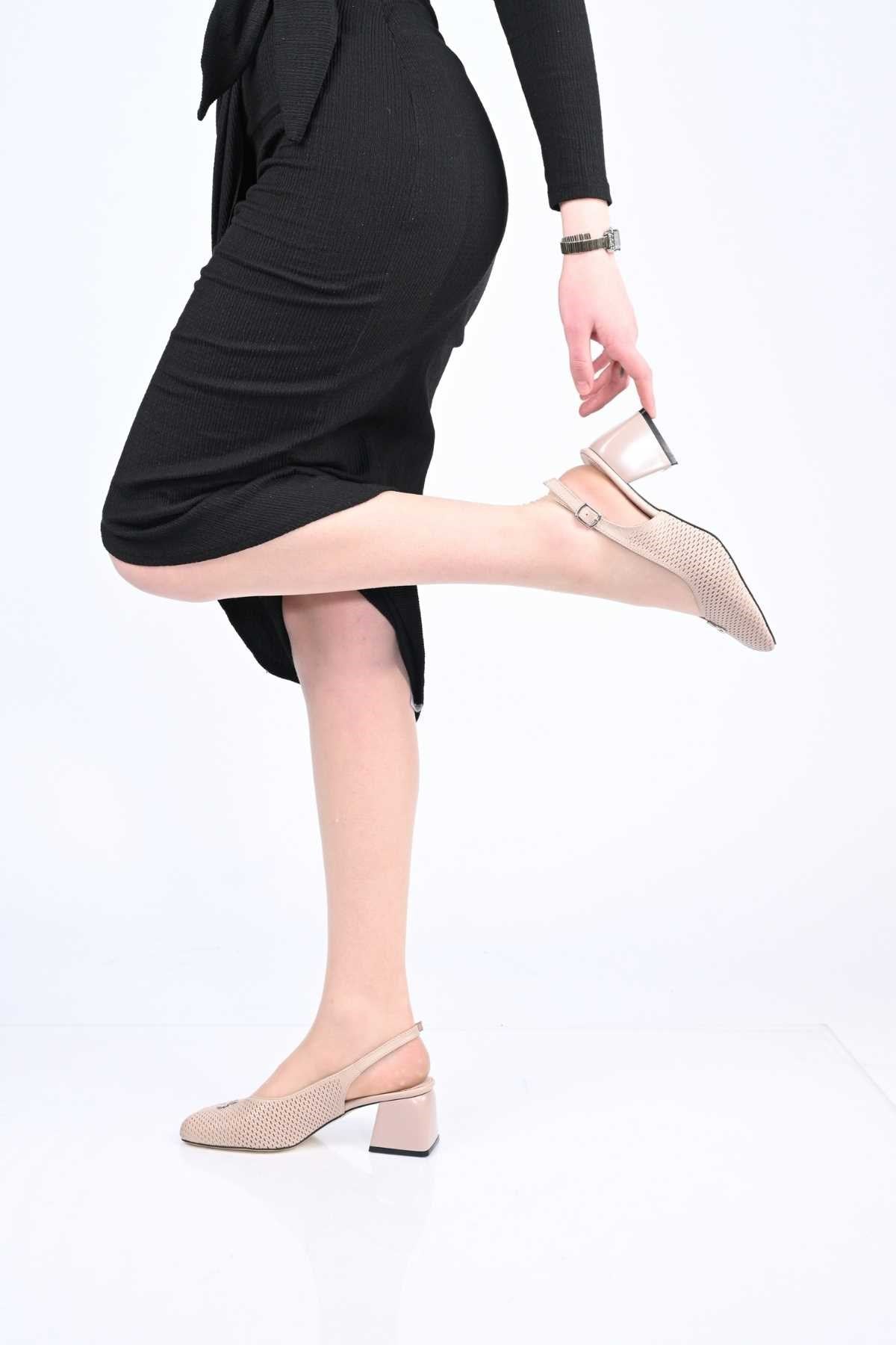 Bestello Genuine Leather Thick-Heeled Shoes with Stapled Neolite Sole 339-337 Women's Shoes