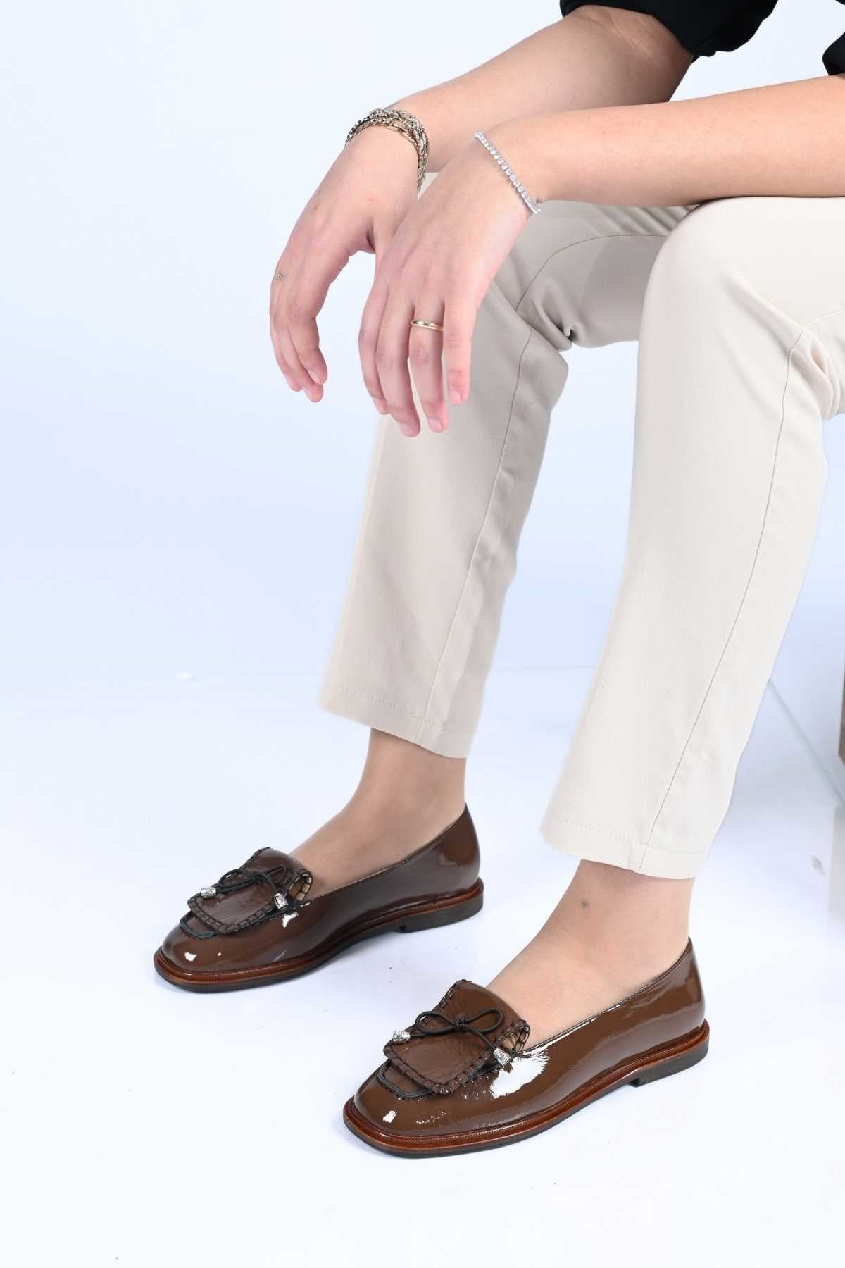 Bestello Laceless Loafer with Saddle Detail, Genuine Leather, Patent Finish, Jurdan Sole, 332-26146 Women's Shoes