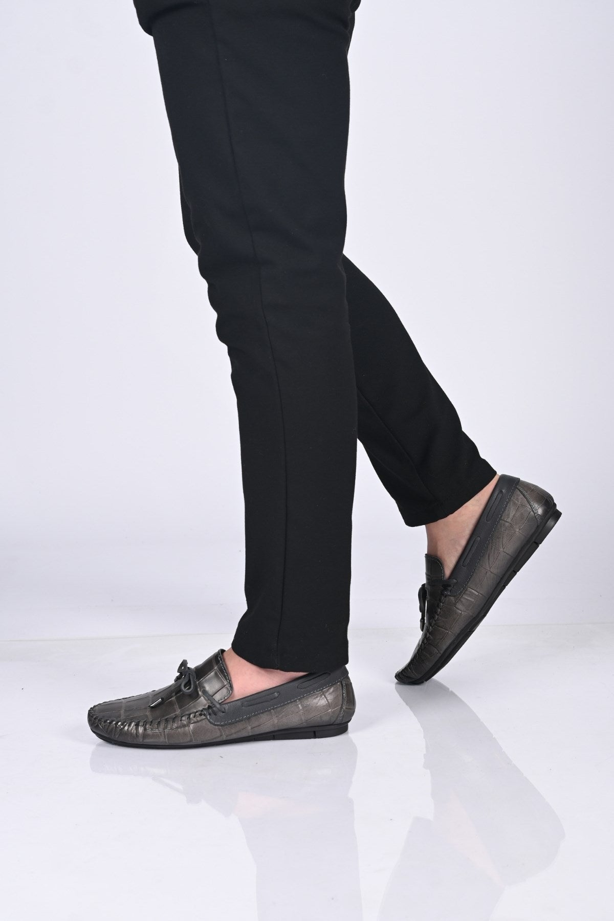 Bestello Slip-On Loafers with Bow, Genuine Leather, Polyurethane Sole, Model 028-2068-26Y Men's Shoes