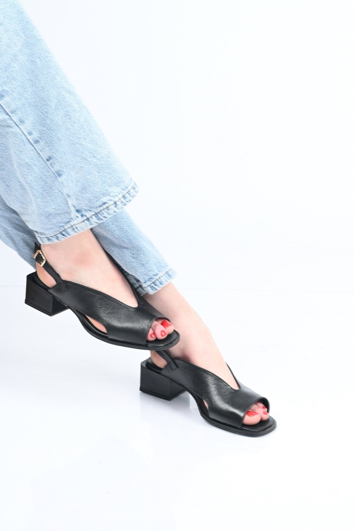 Bestello Genuine Leather Sandals with Strapless Belt Detail and Jurdan Sole 342-172 Women's Sandals