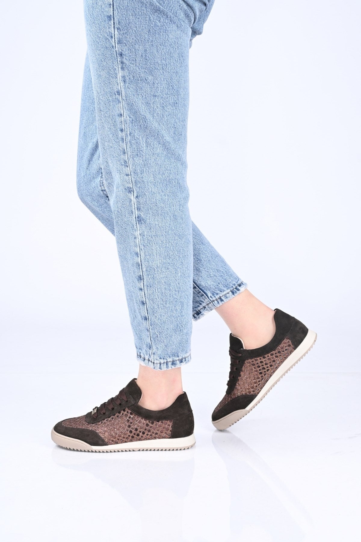 Bestello Lace-Up Mesh Thermo Sole Genuine Leather Sneakers 338-7091 Women's Shoes