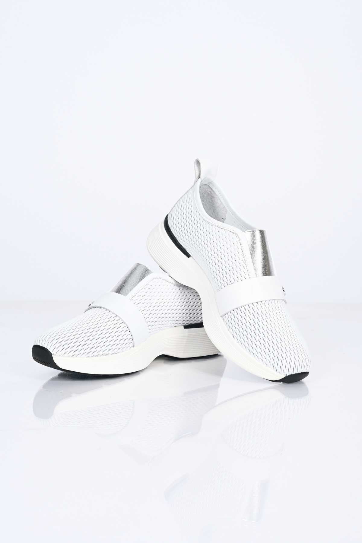 Bestello Slip-On Elastic Sneaker with Staple Detail, Thermo Sole, Genuine Leather, 338-7084 Women's Shoes