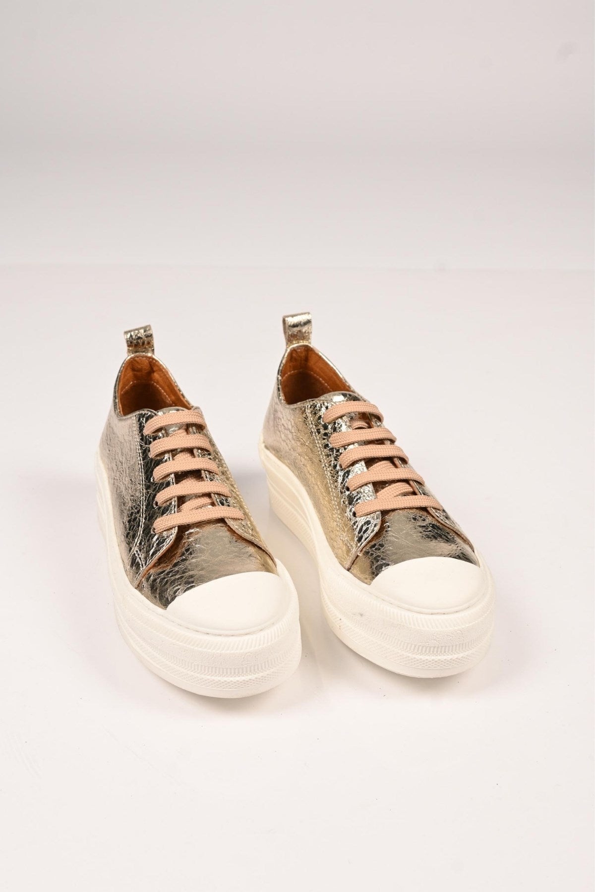 Bestello Lace-Up Genuine Leather Sneaker with Thermo Sole 101-23028-01 Women's Shoes