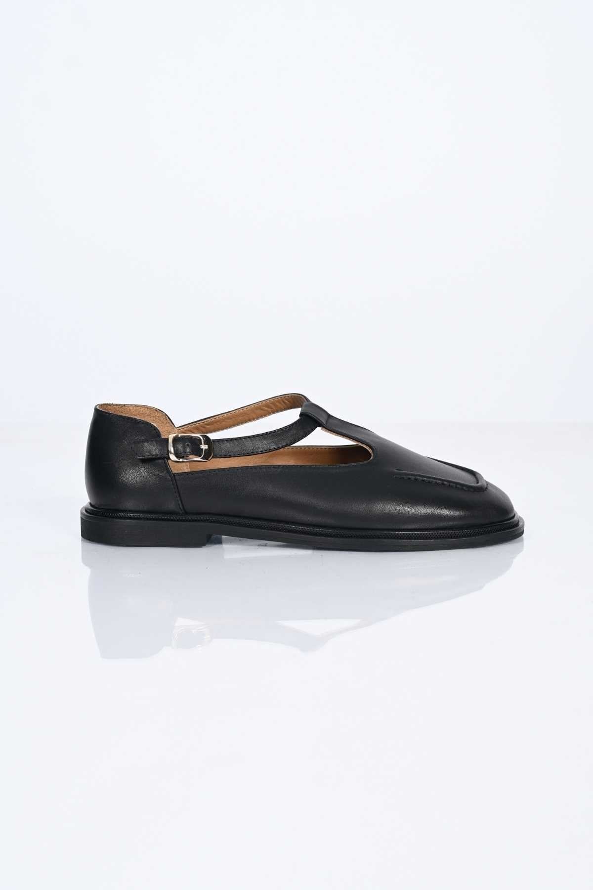 Bestello Women's Genuine Leather Everyday Slip-On Shoes with Belt Buckle Detail and Jurdan Sole 332-26121