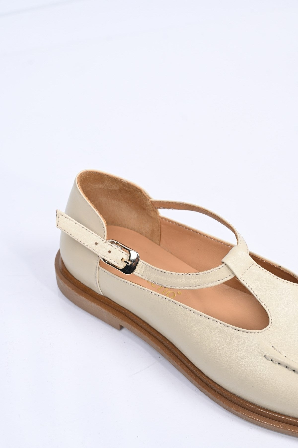 Bestello Women's Genuine Leather Everyday Slip-On Shoes with Belt Buckle Detail and Jurdan Sole 332-26121
