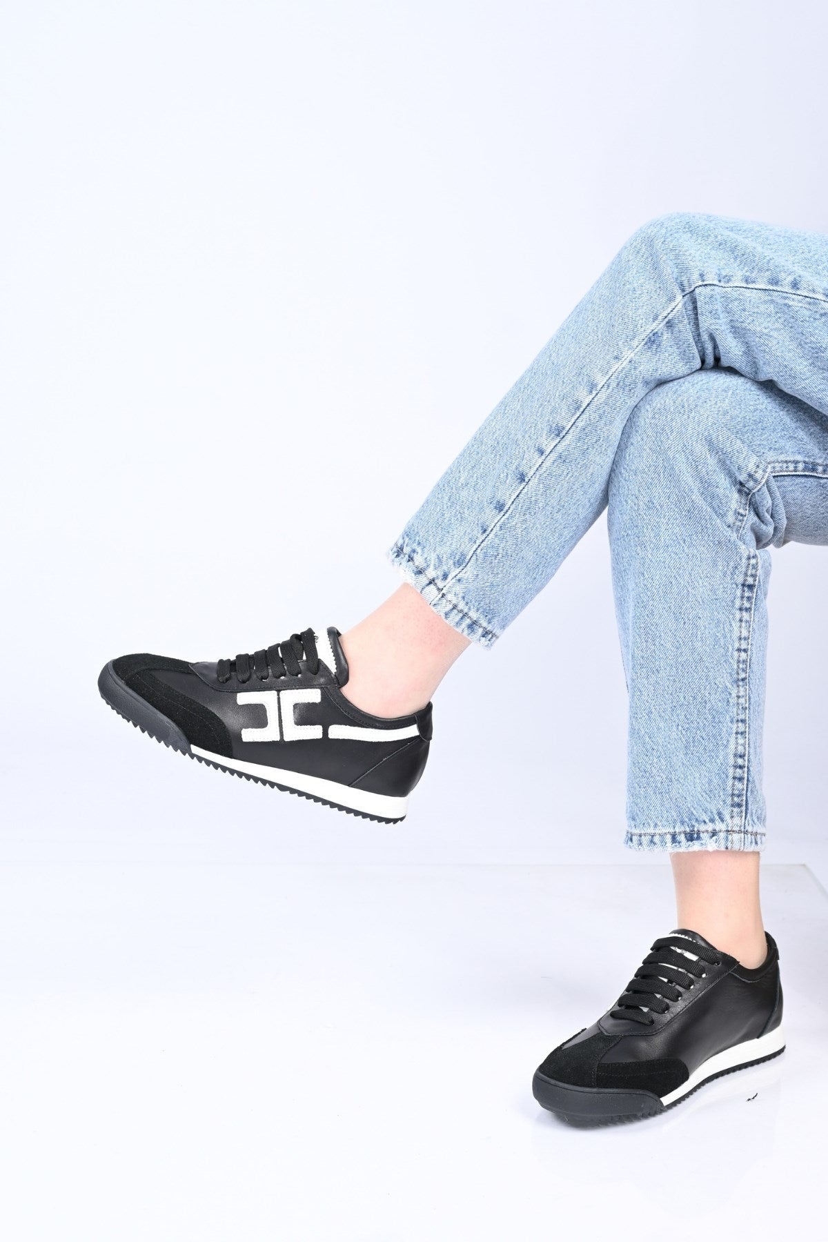Bestello Lace-Up Genuine Leather Sneakers with Thermo Sole 338-7054 Women's Shoes