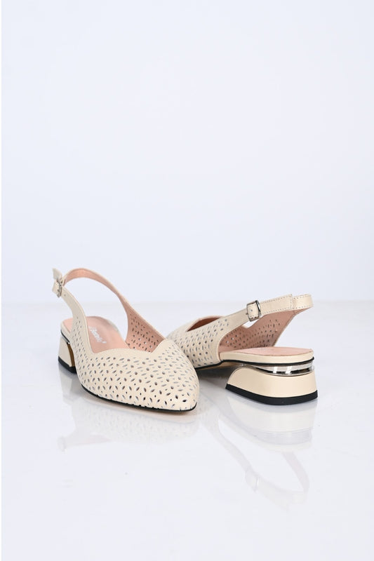 Bestello Genuine Leather Pointed-Toe Shoes with Studded Neolite Sole and Thick Heel 339-307 Women's Shoes