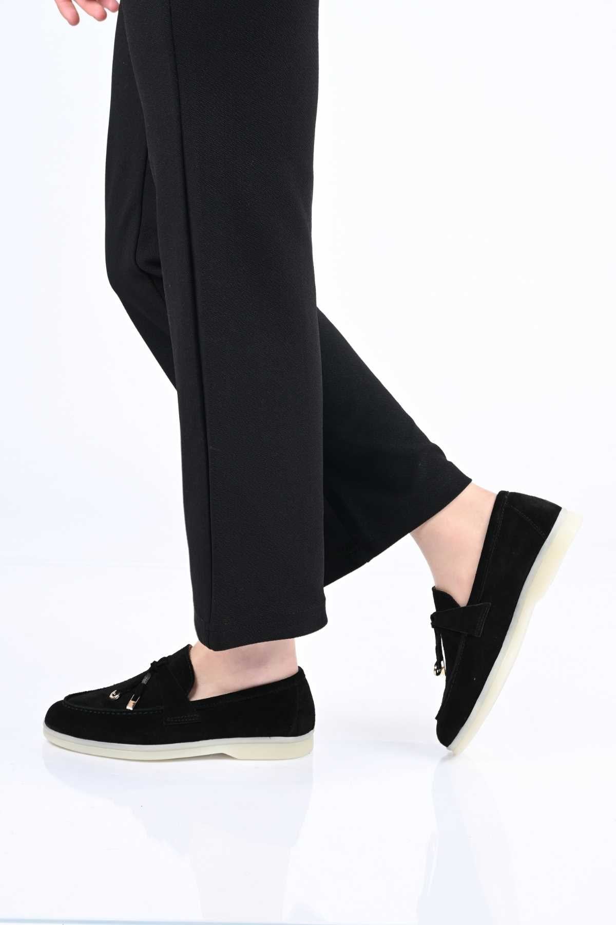 Bestello Slip-On Loafer with Tassel Detail, Rubber Sole, Genuine Leather, 343-166-034 Women's Shoes