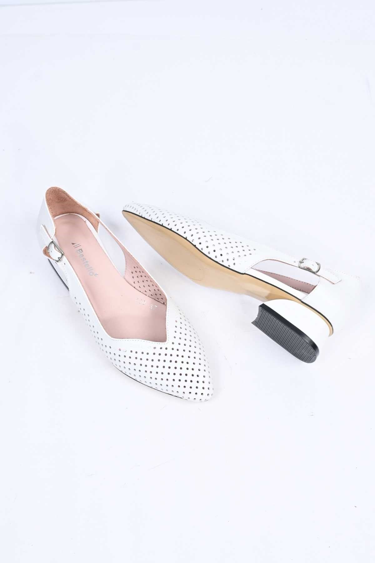 Bestello Genuine Leather Pointed-Toe Shoes with Studded Neolite Sole and Thick Heel 339-330 Women's Shoes
