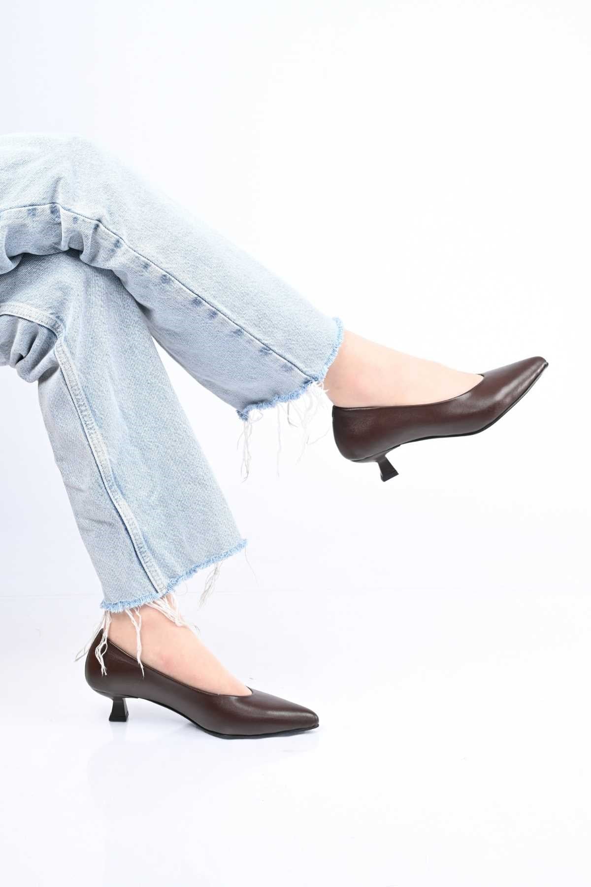 Bestello Genuine Leather Slip-On Shoes with Neolite Sole and Thin Heel 342-040 Women's Shoes