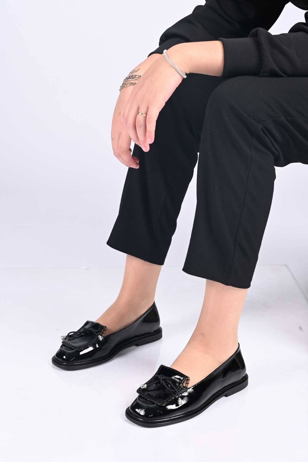 Bestello Laceless Loafer with Saddle Detail, Genuine Leather, Patent Finish, Jurdan Sole, 332-26146 Women's Shoes
