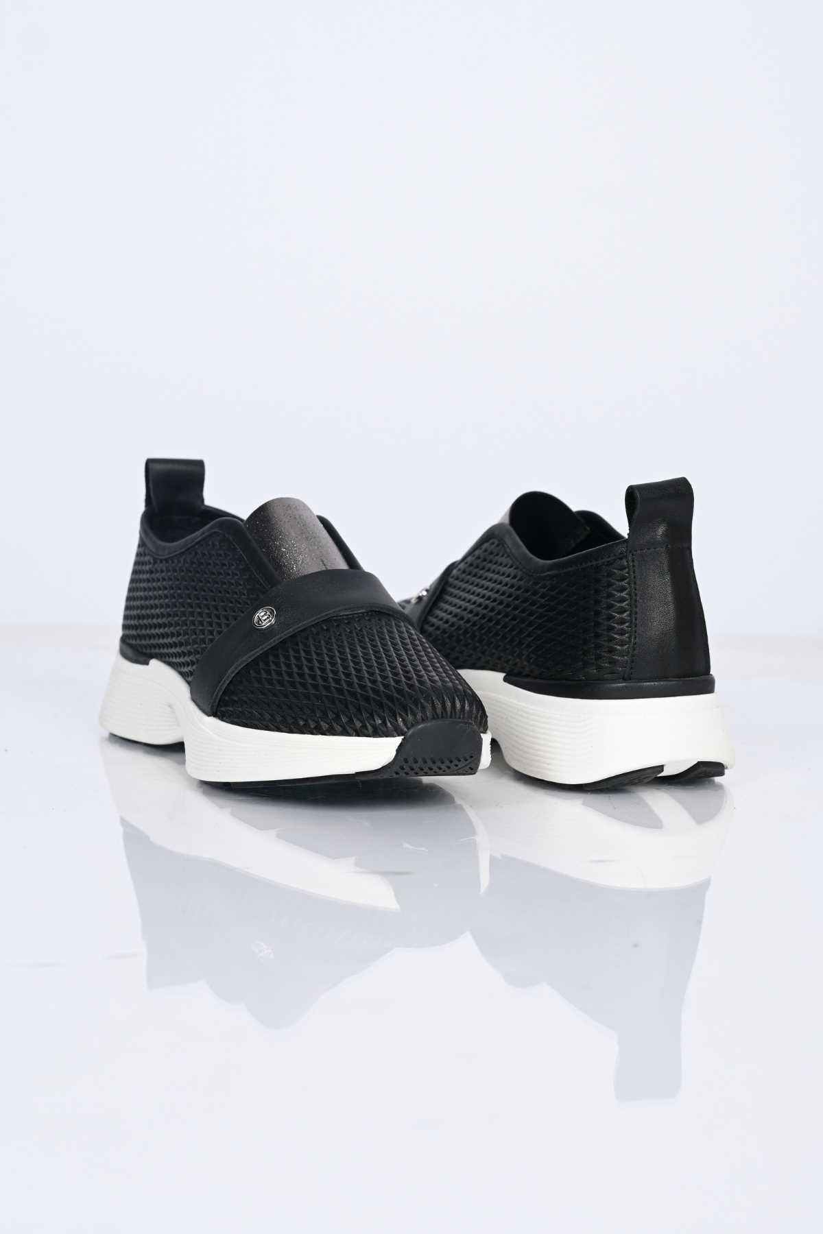 Bestello Slip-On Elastic Sneaker with Staple Detail, Thermo Sole, Genuine Leather, 338-7084 Women's Shoes