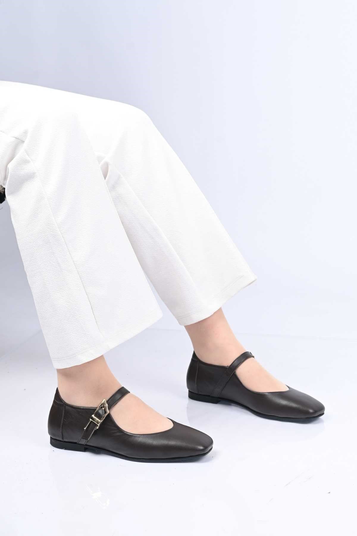 Bestello Slip-On Genuine Leather Ballet Flats with Buckle Strap and Neolite Sole 342-050 Women's Ballet Flats