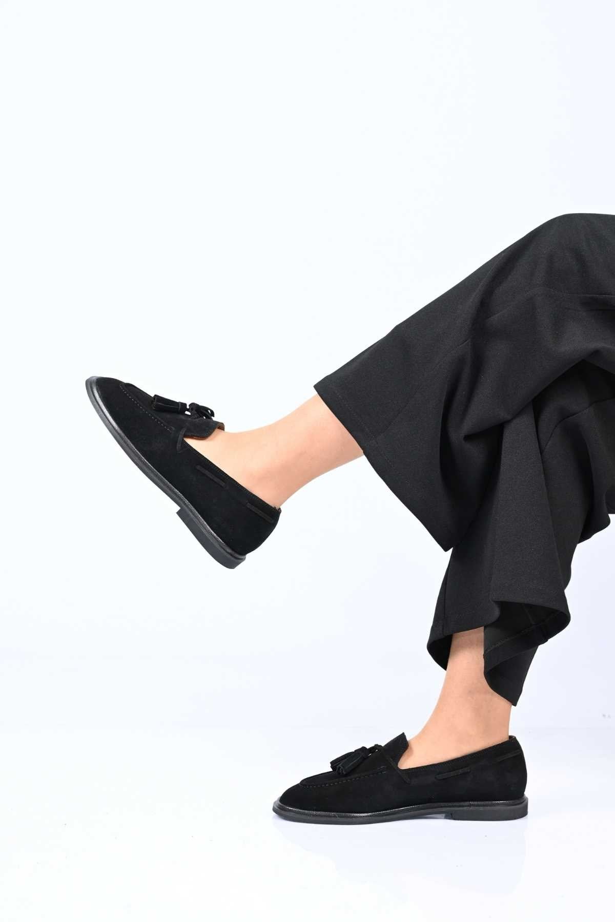 Bestello Genuine Leather Loafer with Tassels, Slip-On, Jordan Sole 332-26175 Women's Shoes