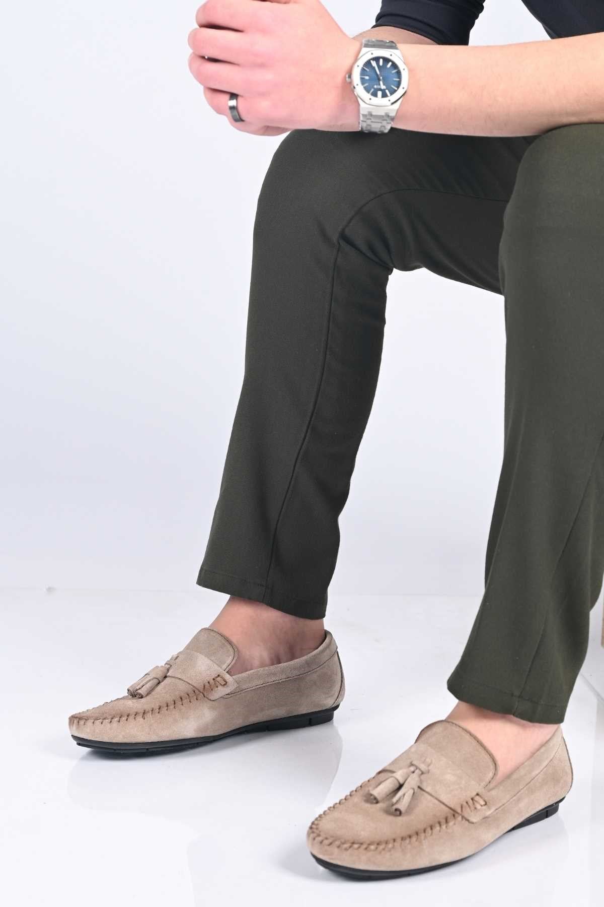 Bestello Genuine Leather Loafers for Men, Slip-On with Tassels and Polyurethane Sole, Model 028-2022-26Y