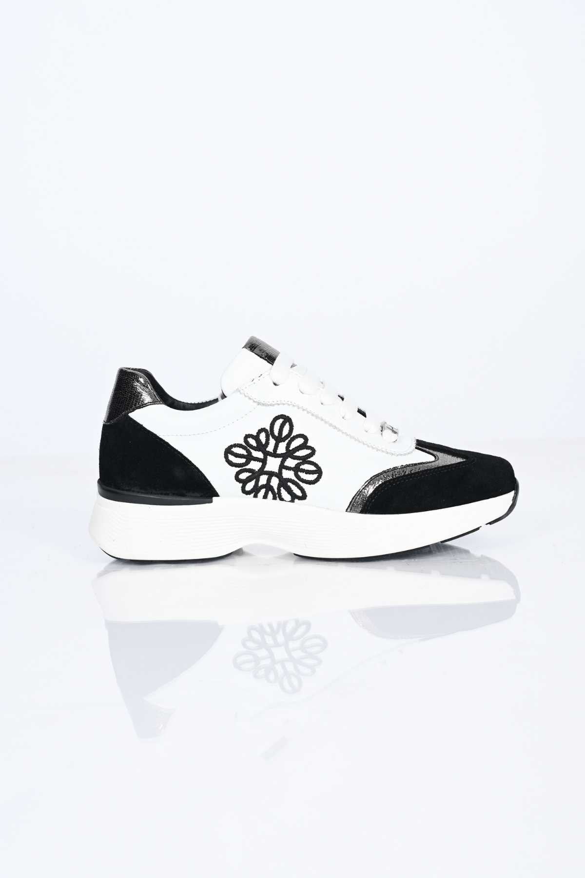 Bestello Lace-Up Genuine Leather Sneakers with Thermo Sole 338-7109 Women's Shoes