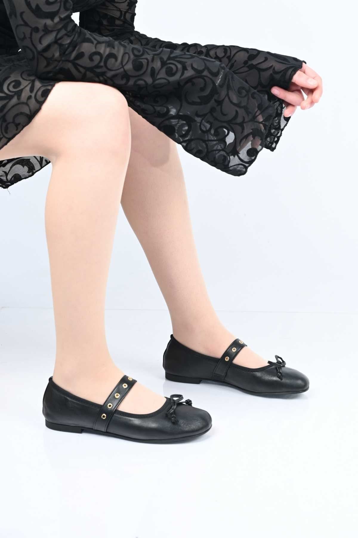 Bestello Genuine Leather Ballet Flats for Women 340-3011 with Bow, Slip-On, TPU Sole