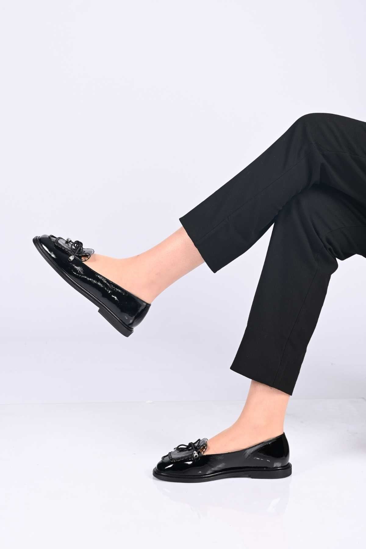 Bestello Laceless Loafer with Saddle Detail, Genuine Leather, Patent Finish, Jurdan Sole, 332-26146 Women's Shoes