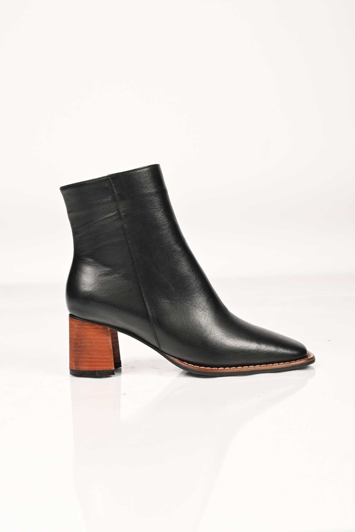 Bestello Women's Genuine Leather Chunky-Heeled Boots with Jurdan Sole, Lace-Free and Side Zipper, Model 337-1003 Women's Boots