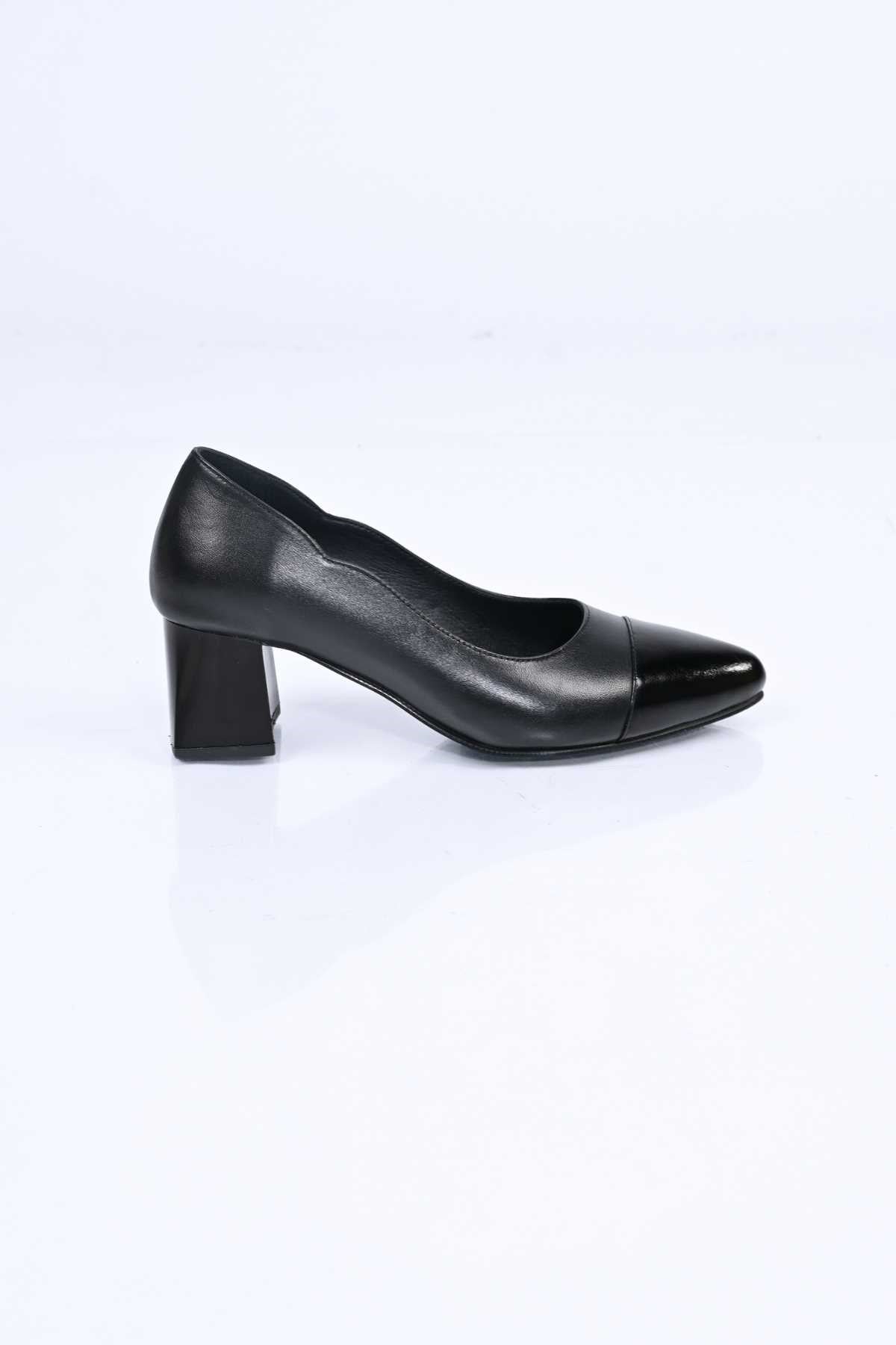 Bestello Genuine Leather Slip-On Shoes with Neolite Sole and Thick Heel 342-536 Women's Shoes